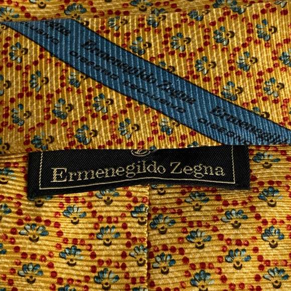ERMENEGILDO ZEGNA Yellow & Red Circle Print Silk Tie - Picture 4 of 4
